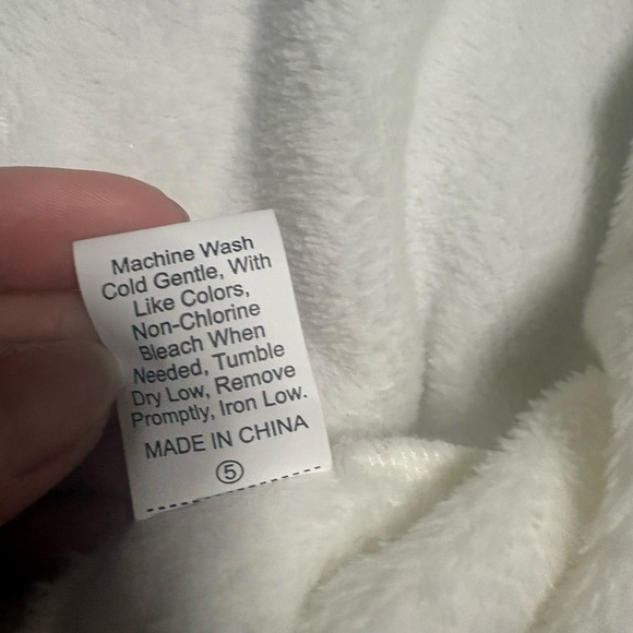 SHEIN Women’s XL White Leopard Print Fleece Jacket - Picture 12 of 13